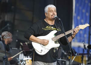 pino-daniele-stratob.jpg