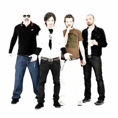 velvet-band.jpg